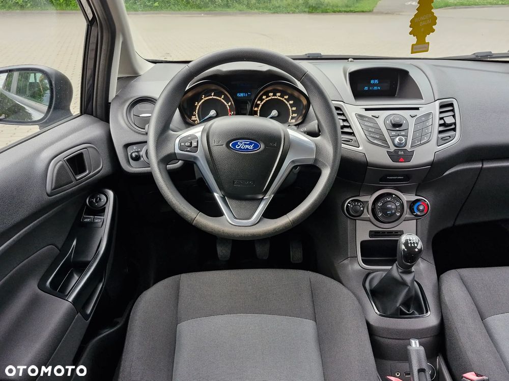 Ford Fiesta 1.25 Titanium EU5 - 30