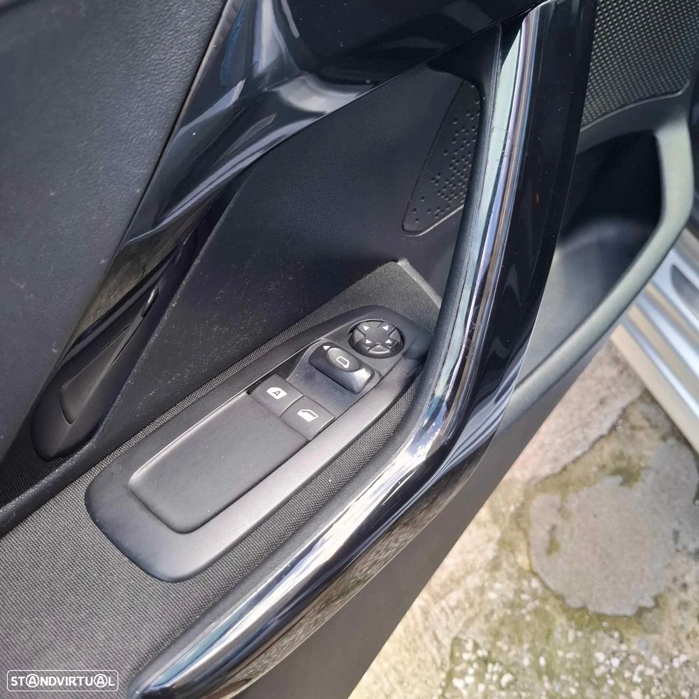 Peugeot 208 1.6 BlueHDi Allure - 30