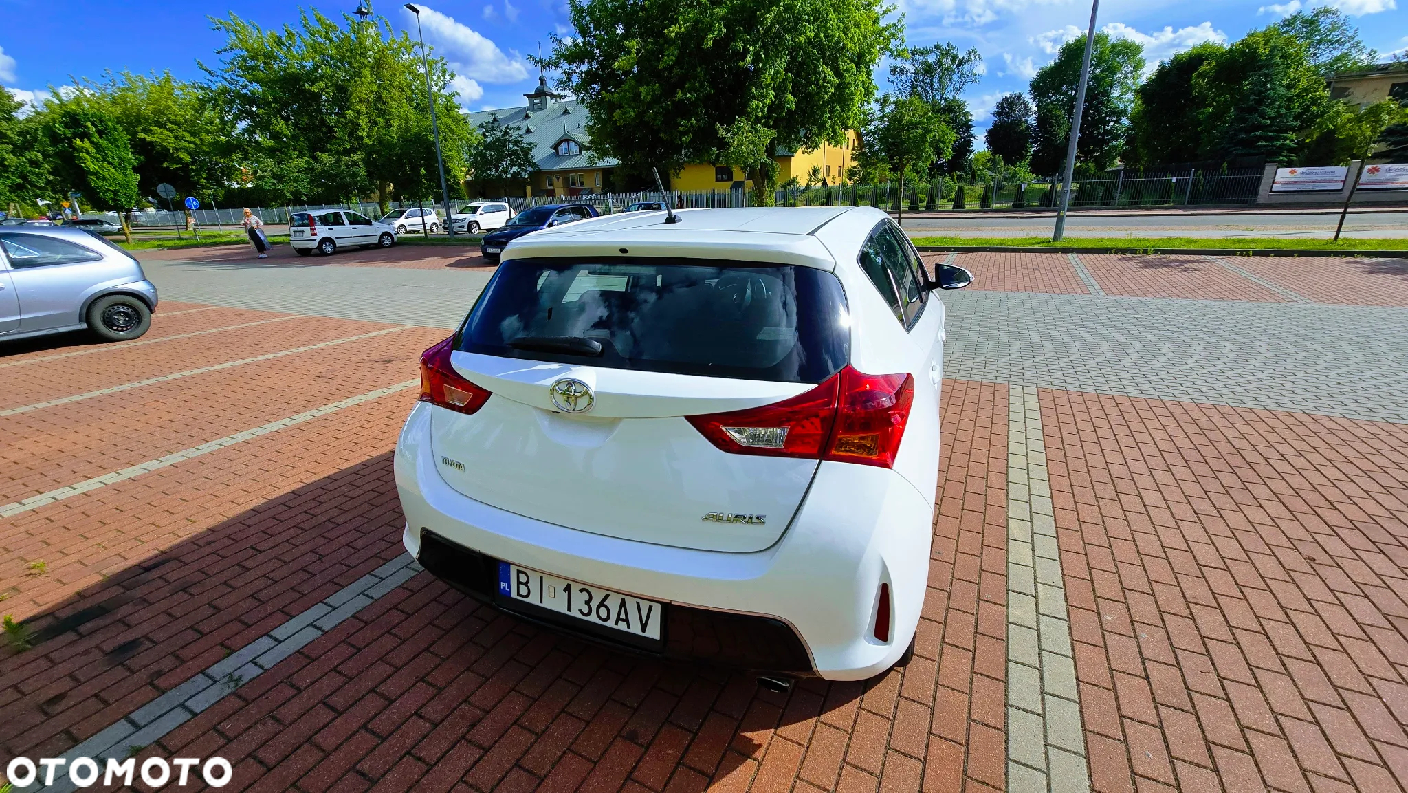 Toyota Auris 1.6 Valvematic Executive - 9