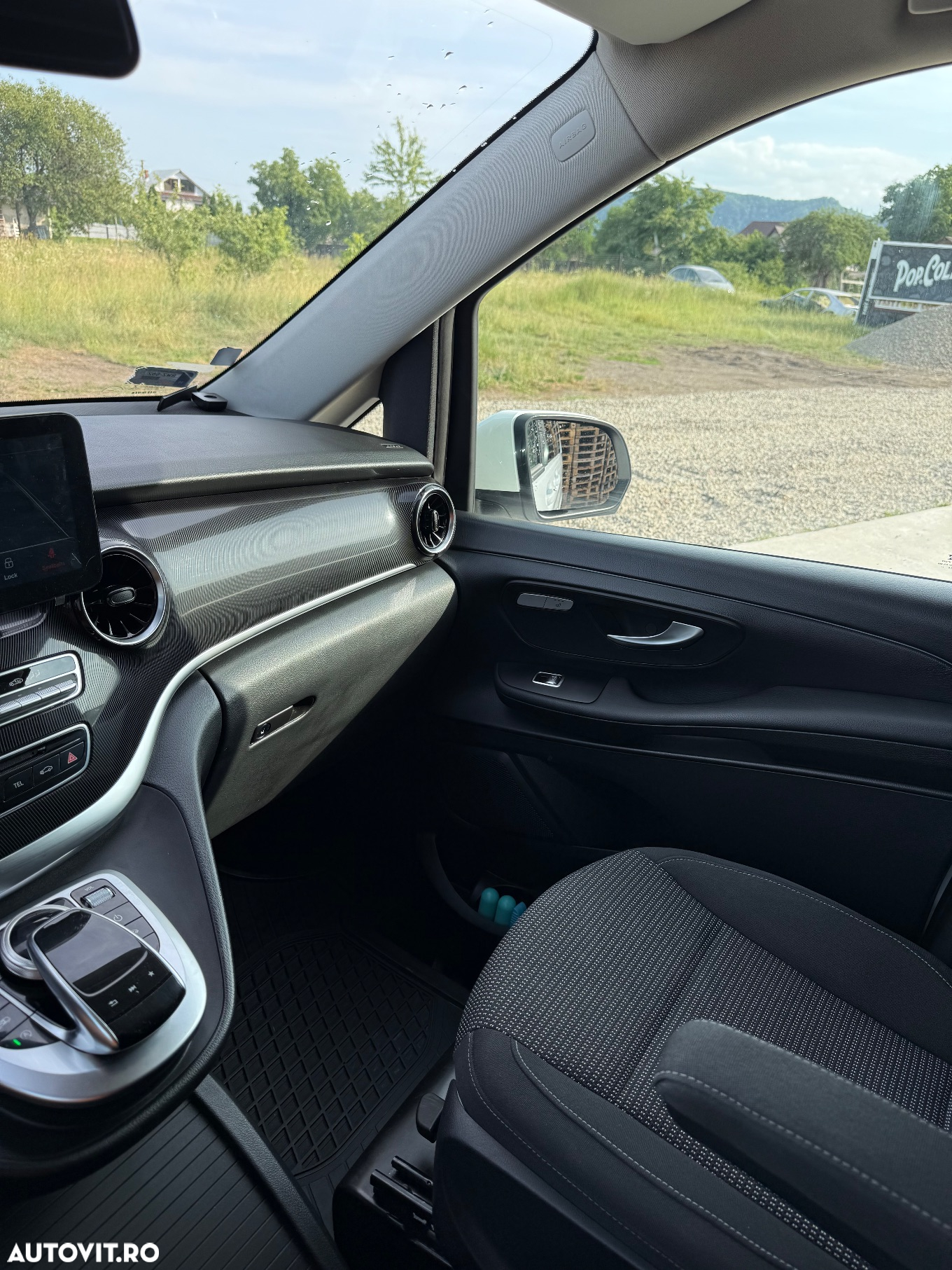 Mercedes-Benz V 250 d Combi Extra-lung 190 CP AWD 9AT - 12