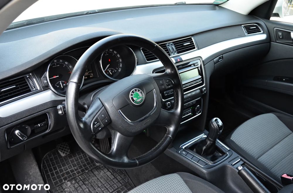 Skoda Superb 2.0 TDI Comfort - 29
