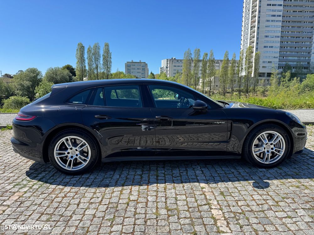 Porsche Panamera 4 E-Hybrid - 6