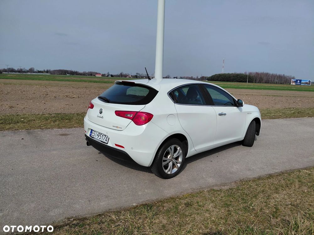 Alfa Romeo Giulietta - 9