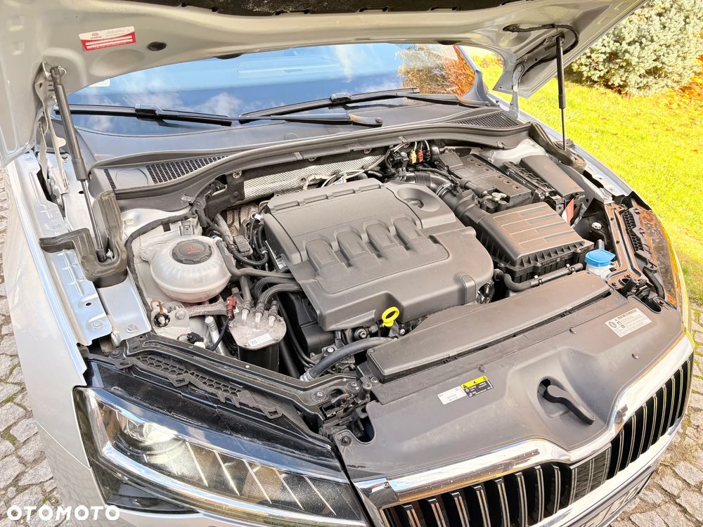 Skoda Superb 2.0 TDI Ambition DSG - 20