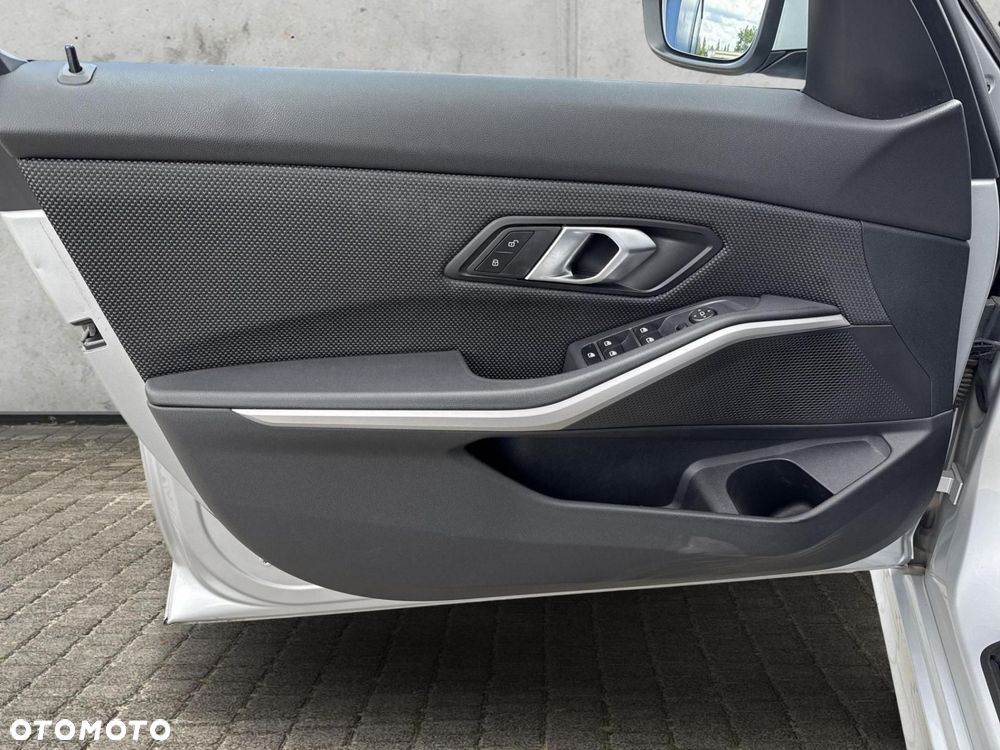 BMW Seria 3 - 9