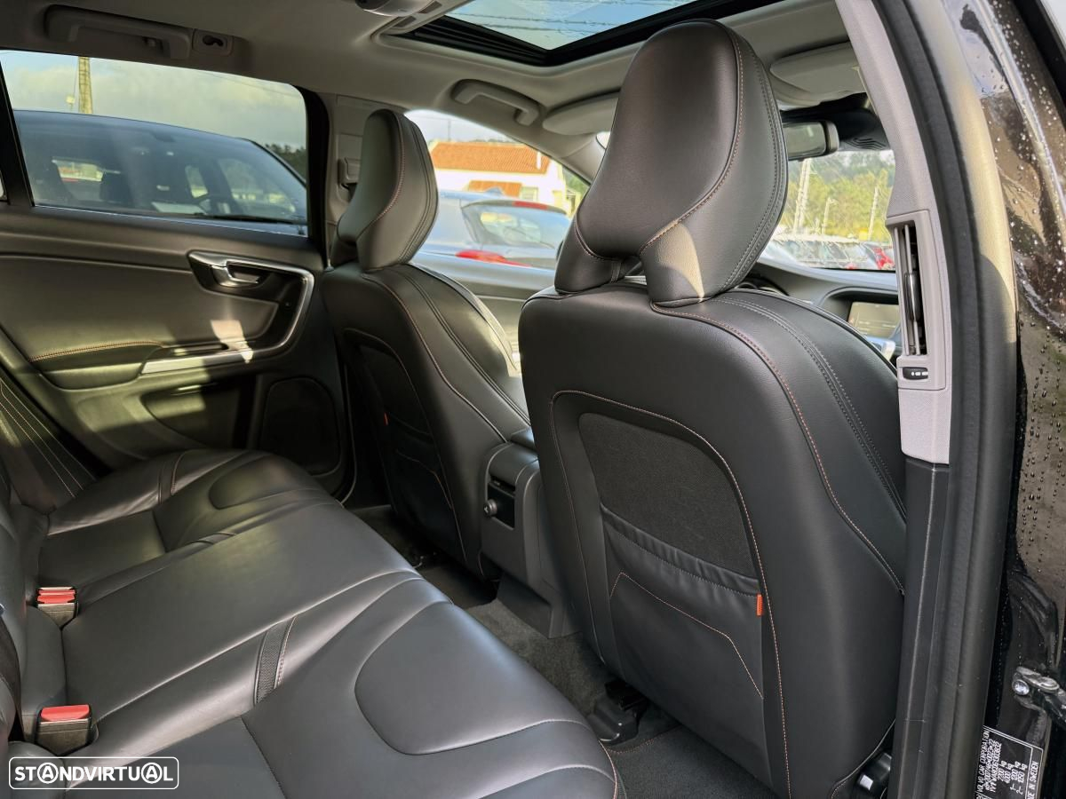 Volvo V60 2.0 D4 VOR Geartronic - 21
