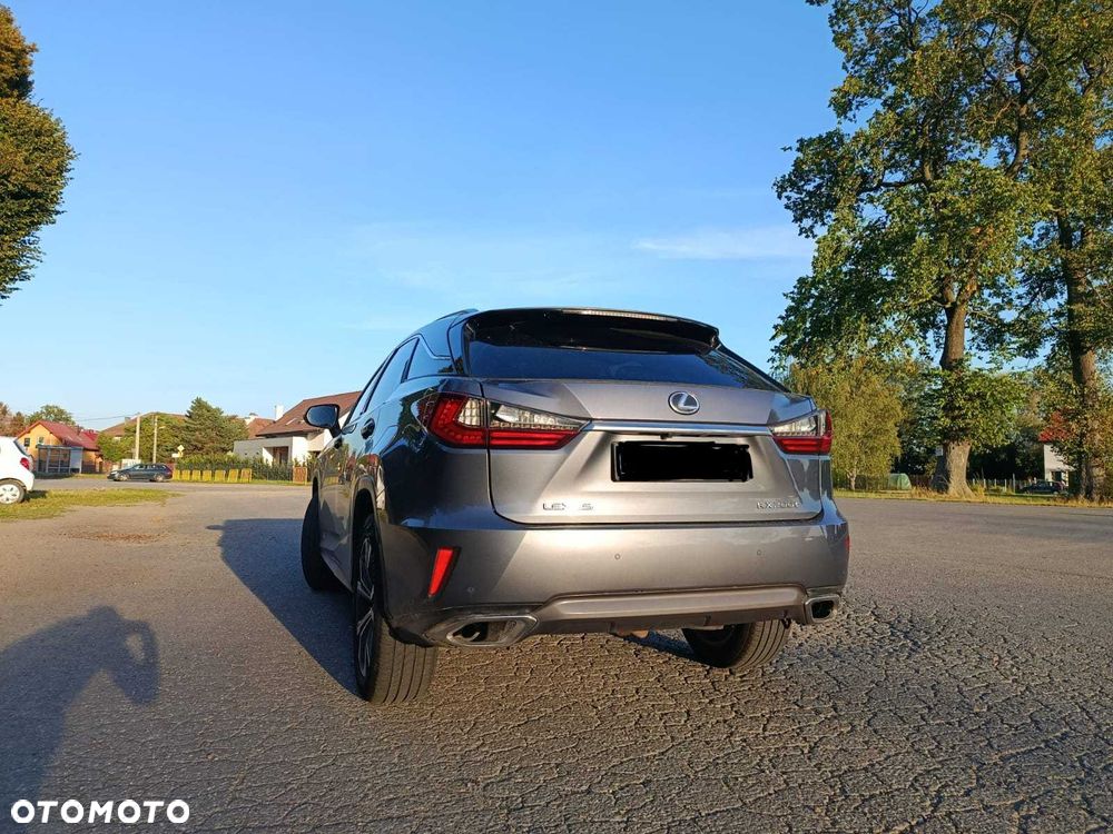 Lexus RX - 6