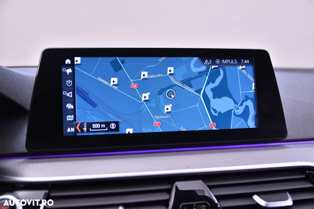 BMW Seria 5 530d xDrive Touring Aut. Sport Line - 22