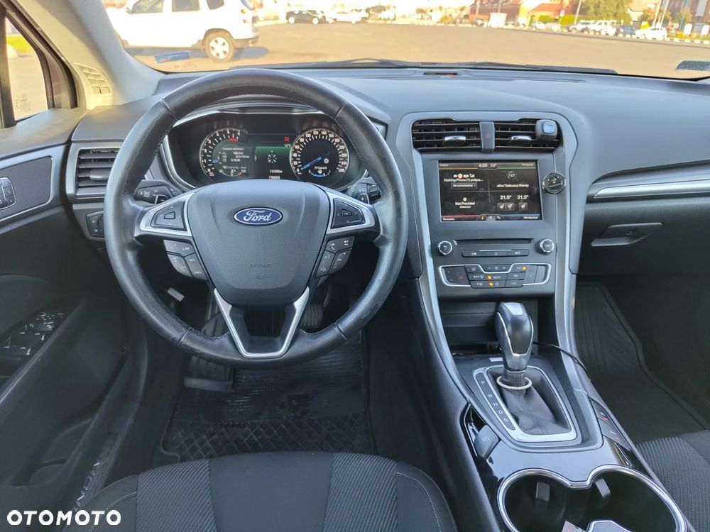 Ford Mondeo 2.0 TDCi Titanium PowerShift - 11