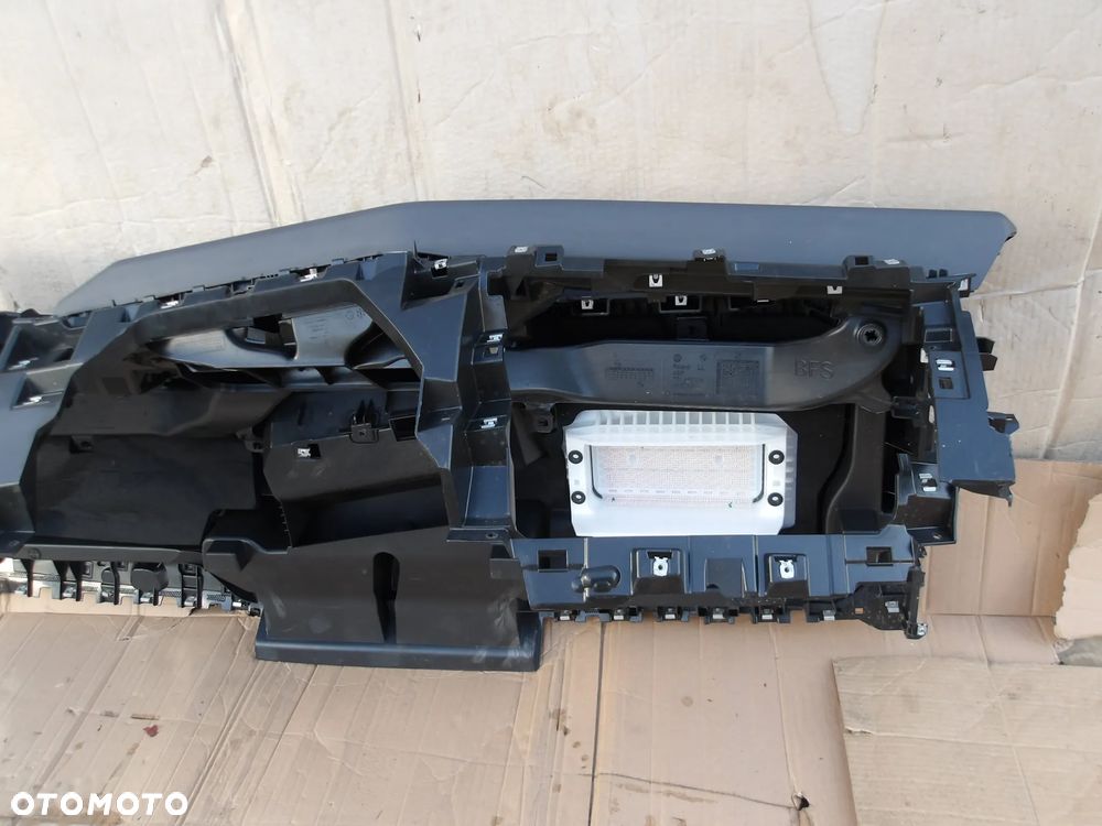DESKA KONSOLA VW T7 7T1857003M - 16