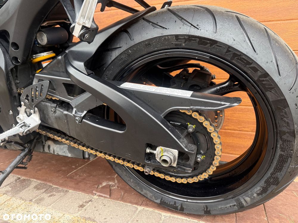Suzuki GSX-R - 9