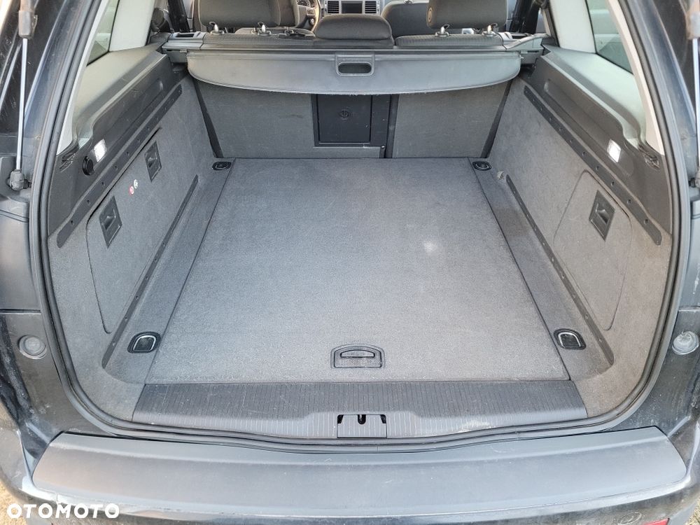 Opel Vectra - 8