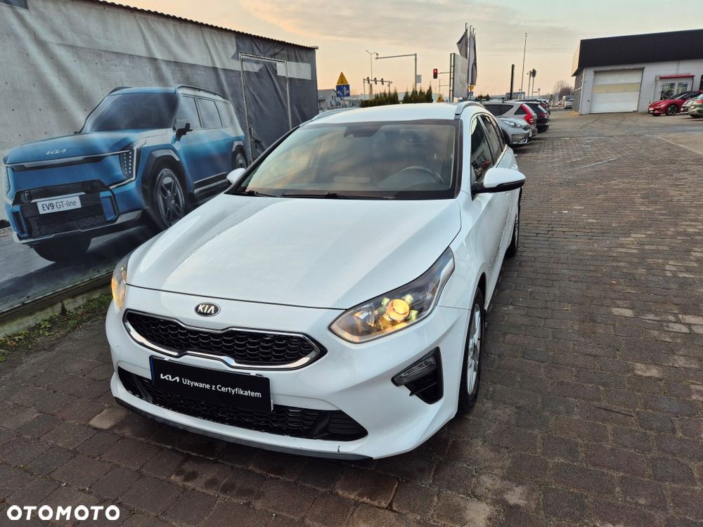 Kia Ceed 1.4 T-GDI L Business Line - 4