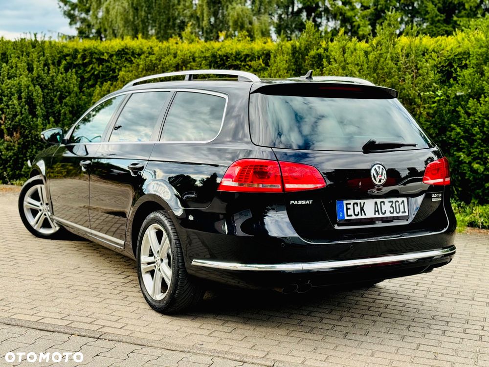 Volkswagen Passat Variant 2.0 TDI DSG BlueMotion Technology Highline - 35