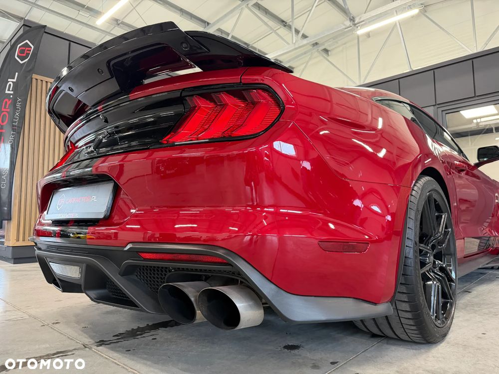 Ford Mustang - 10