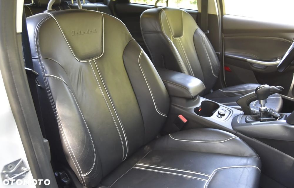 Ford Focus 1.6 EcoBoost Start-Stopp-System Titanium - 24