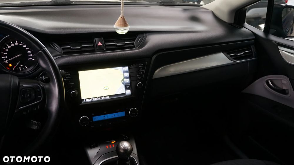 Toyota Avensis 2.0 D-4D Prestige - 9