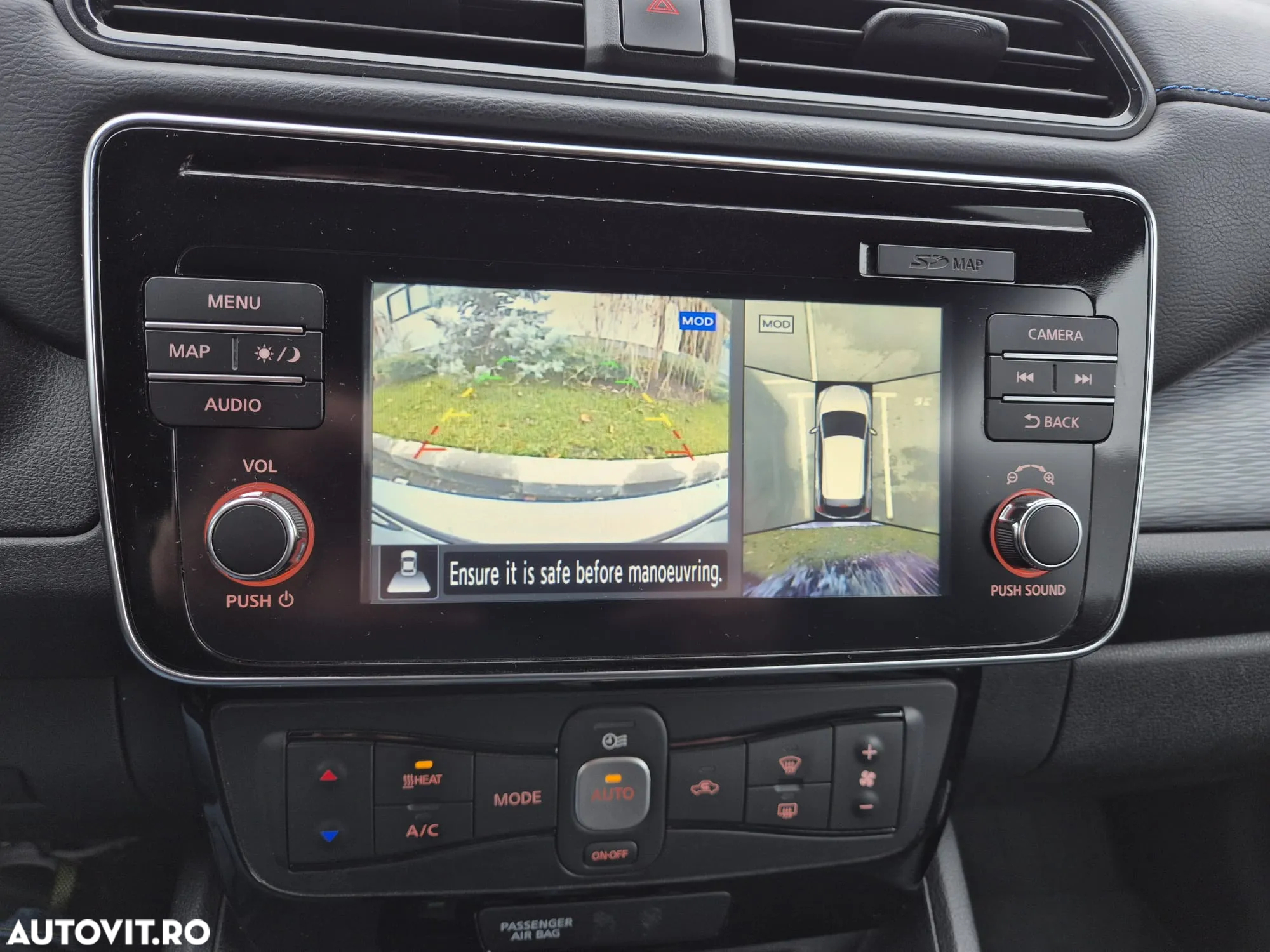 Nissan LEAF N-Connecta - 8