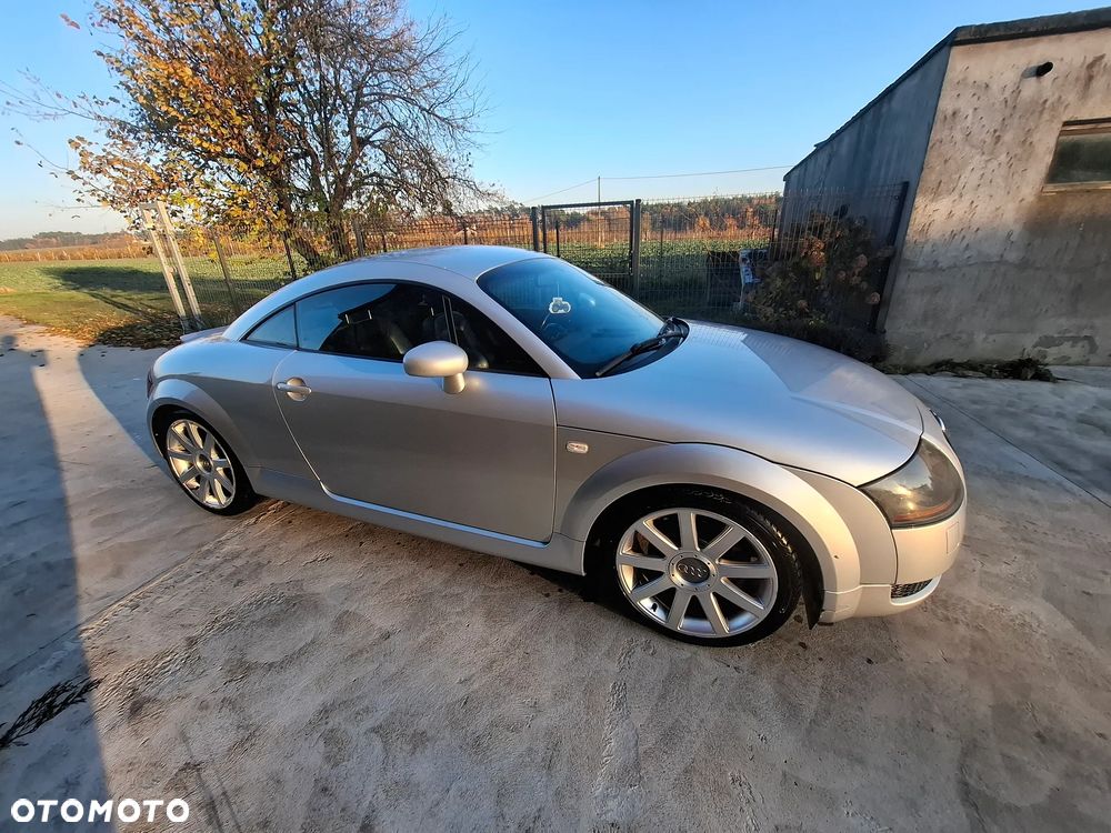 Audi TT Coupé 1.8T Quattro - 6