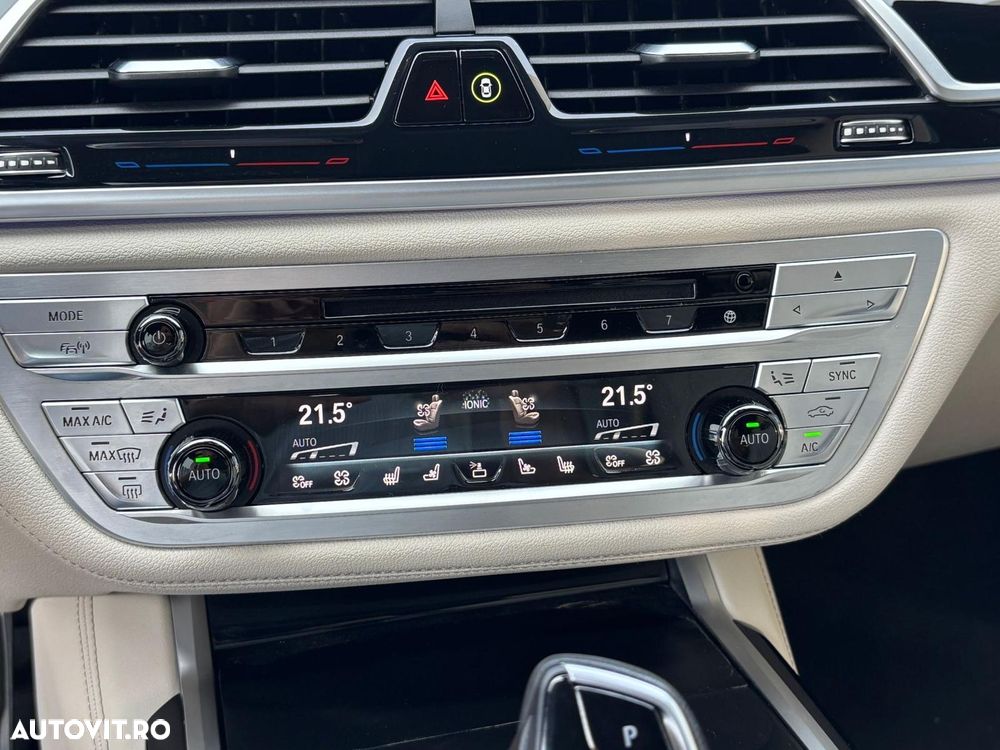 BMW Seria 7 750i xDrive - 13