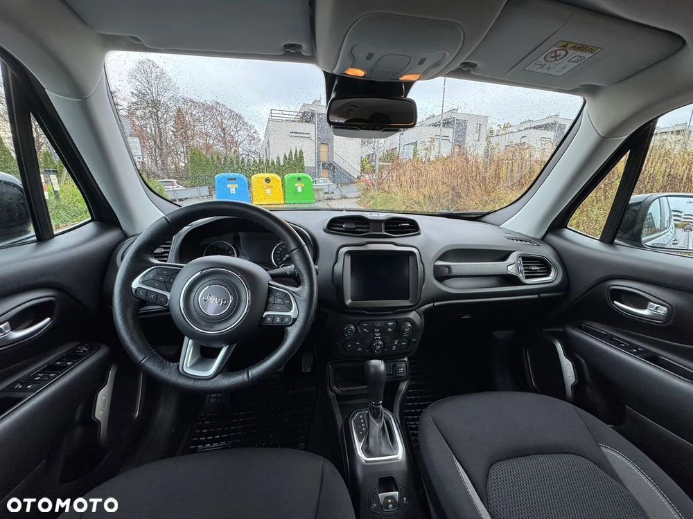 Jeep Renegade 1.5 T4 mHEV Longitude FWD S&S DCT - 11