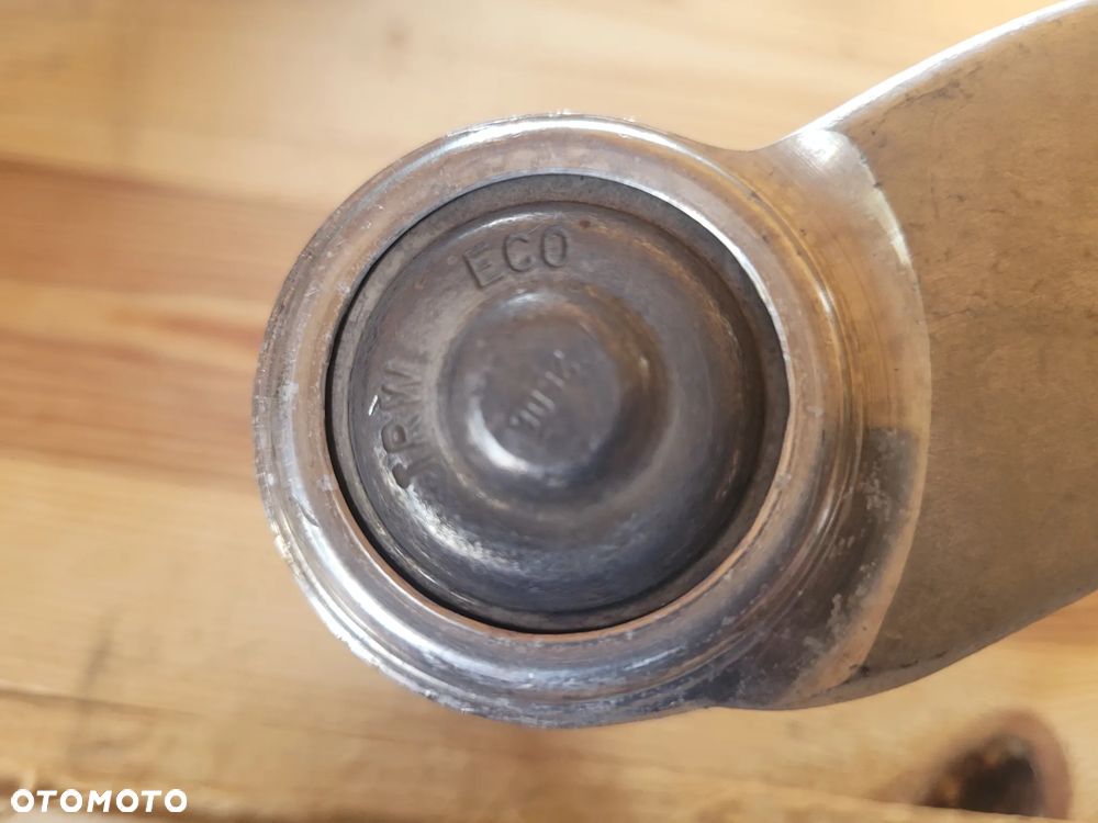 AUDI VW PRAWA LEWA DOLNY PROSTY TRW 4E0407155C - 2