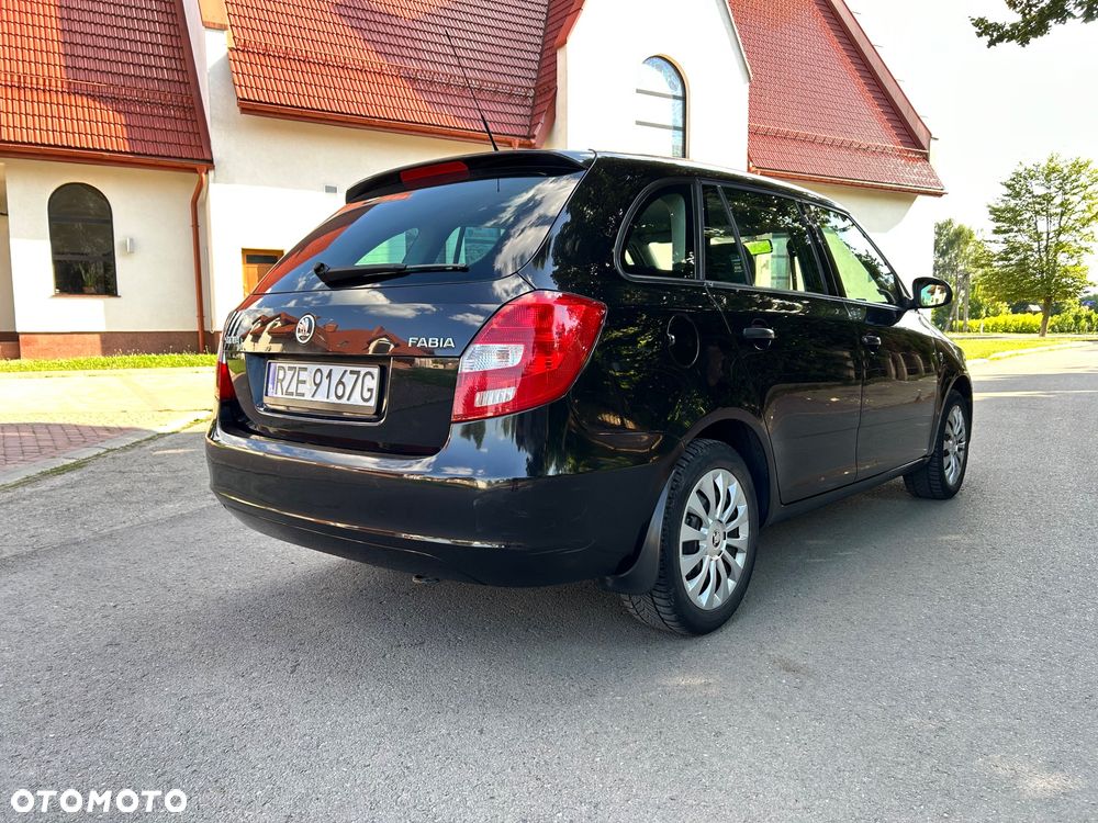 Skoda Fabia - 4