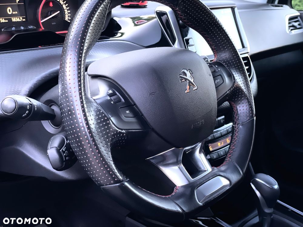 Peugeot 2008 PureTech 110 Stop&Start EAT6 GT-Line Edition - 27
