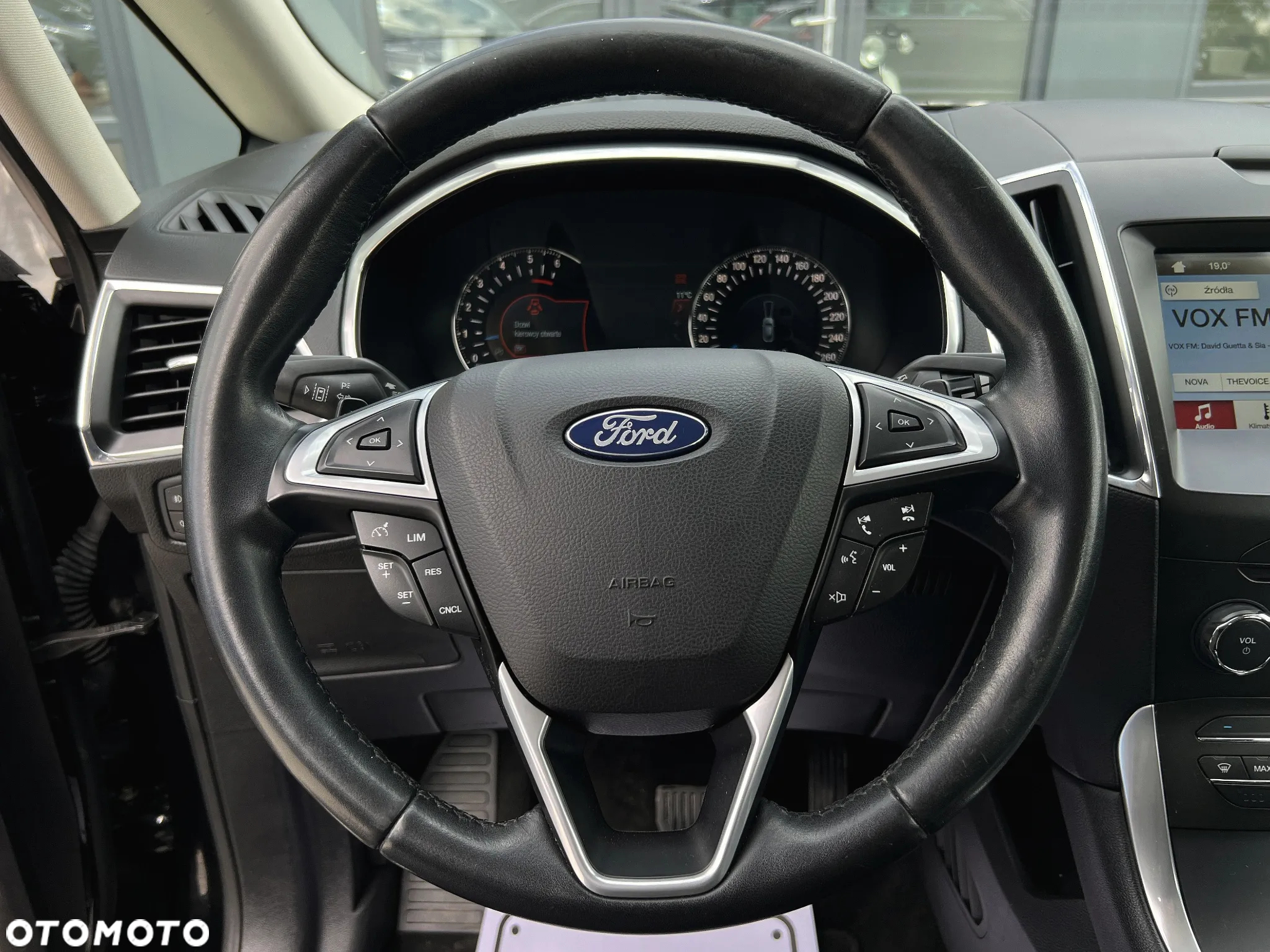 Ford S-Max 2.0 TDCi Titanium PowerShift - 27