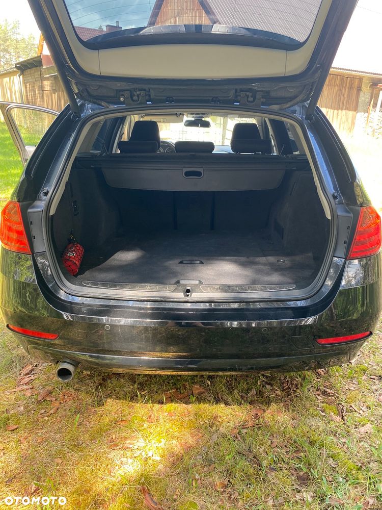 BMW Seria 3 318d DPF - 28