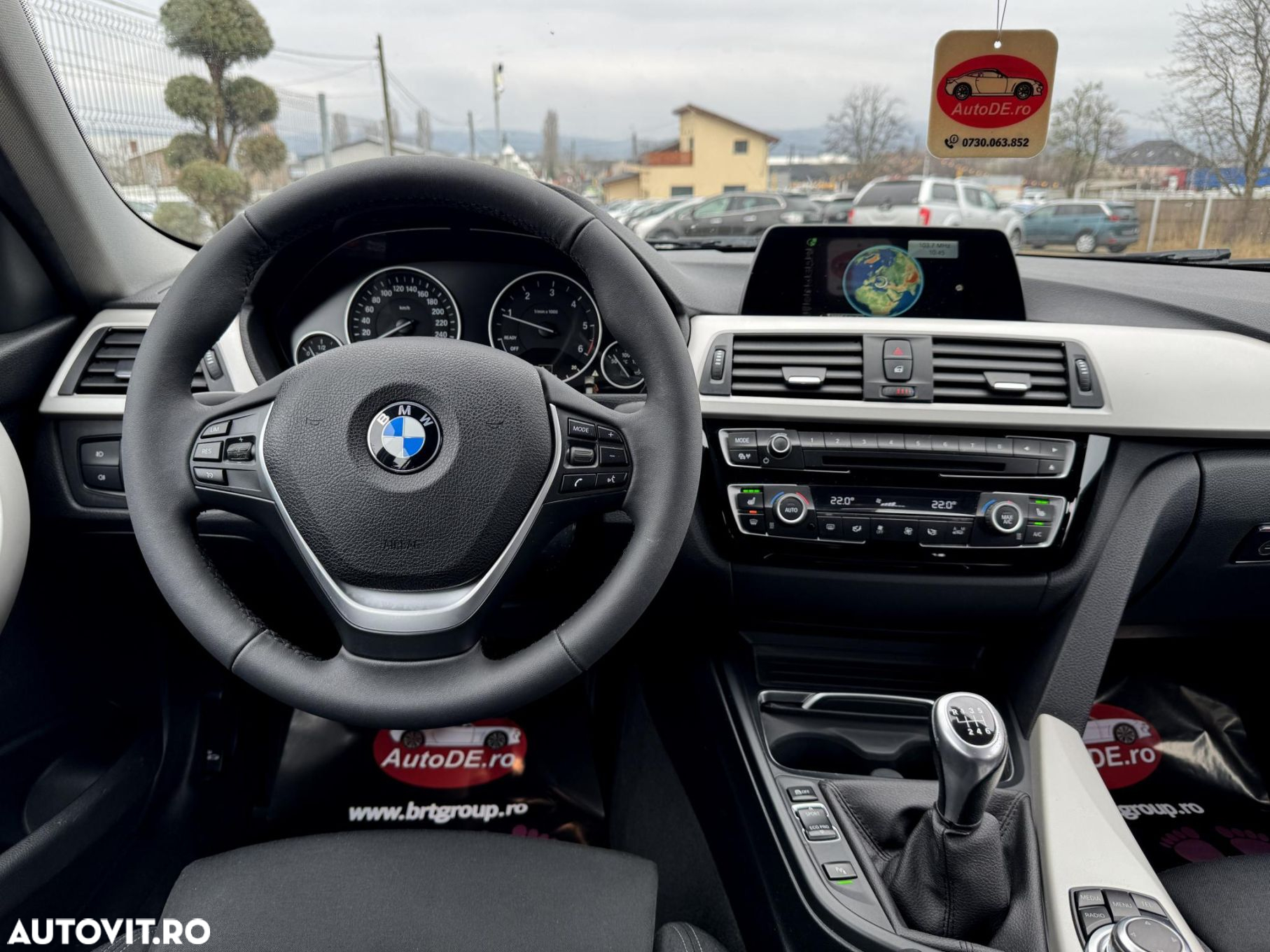 BMW Seria 3 318d Touring xDrive Advantage - 9