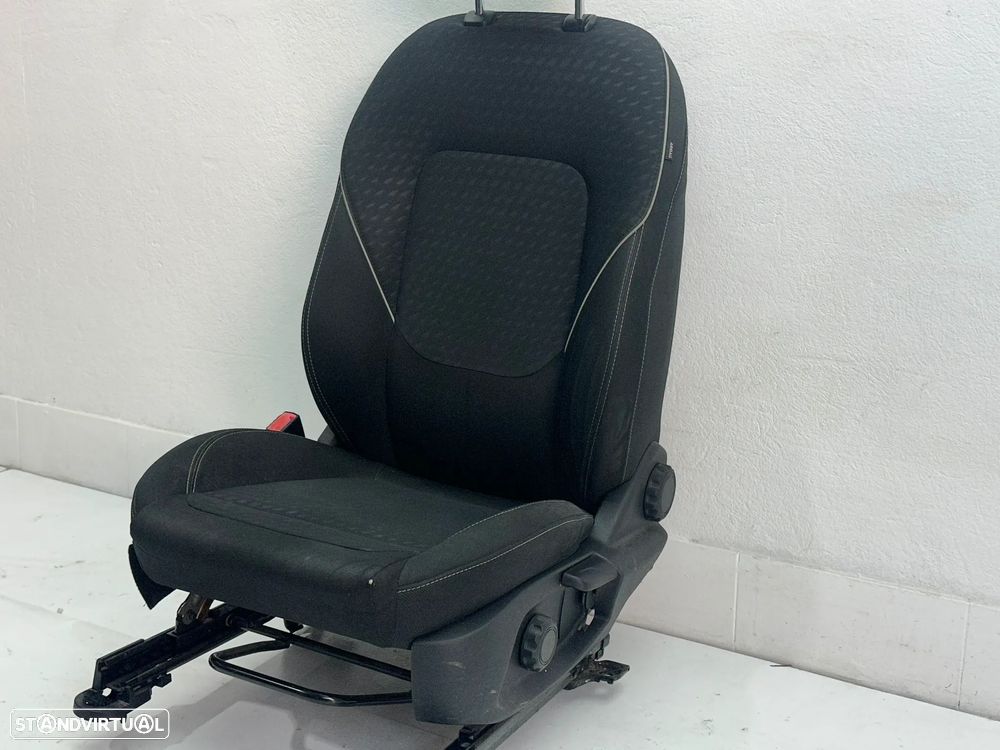 Conjunto Bancos - Ford Fiesta VII (2018) - 10