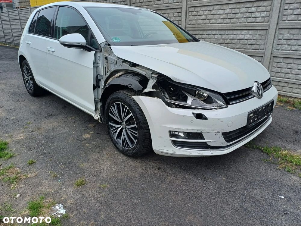 Volkswagen Golf 1.2 TSI BMT Trendline - 1
