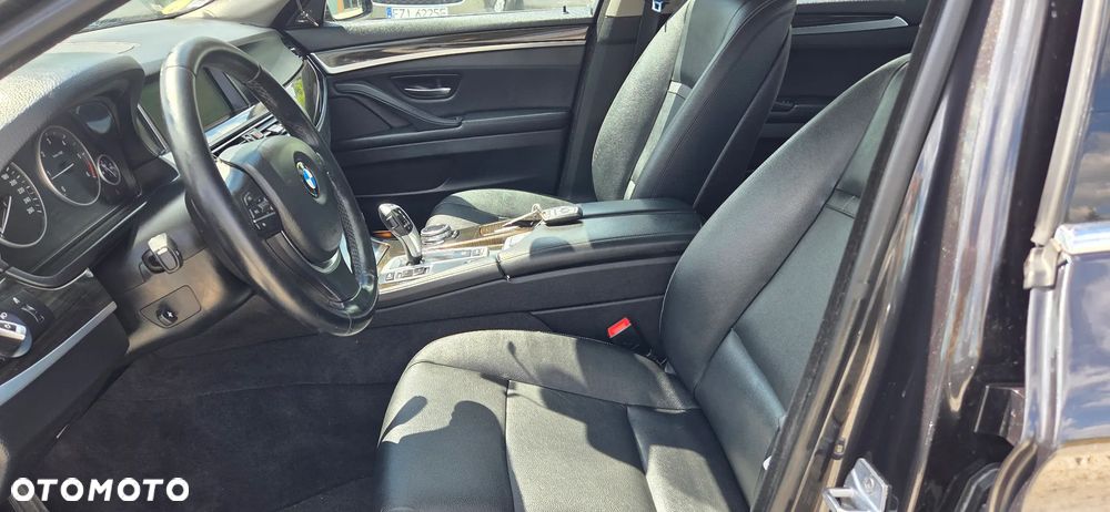 BMW Seria 5 520d xDrive Luxury Line - 20