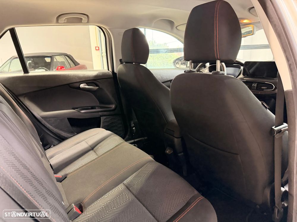 Fiat Tipo Station Wagon Cross 1.0 GSE T3 Cross - 19