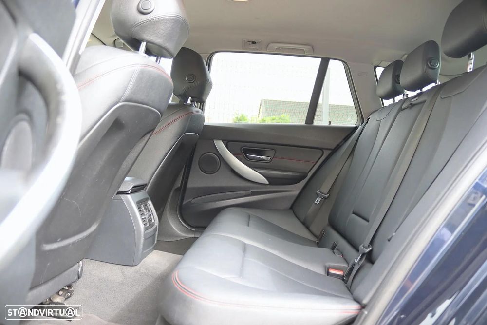 BMW 318 d Aut. Sport Line — fotografia 26