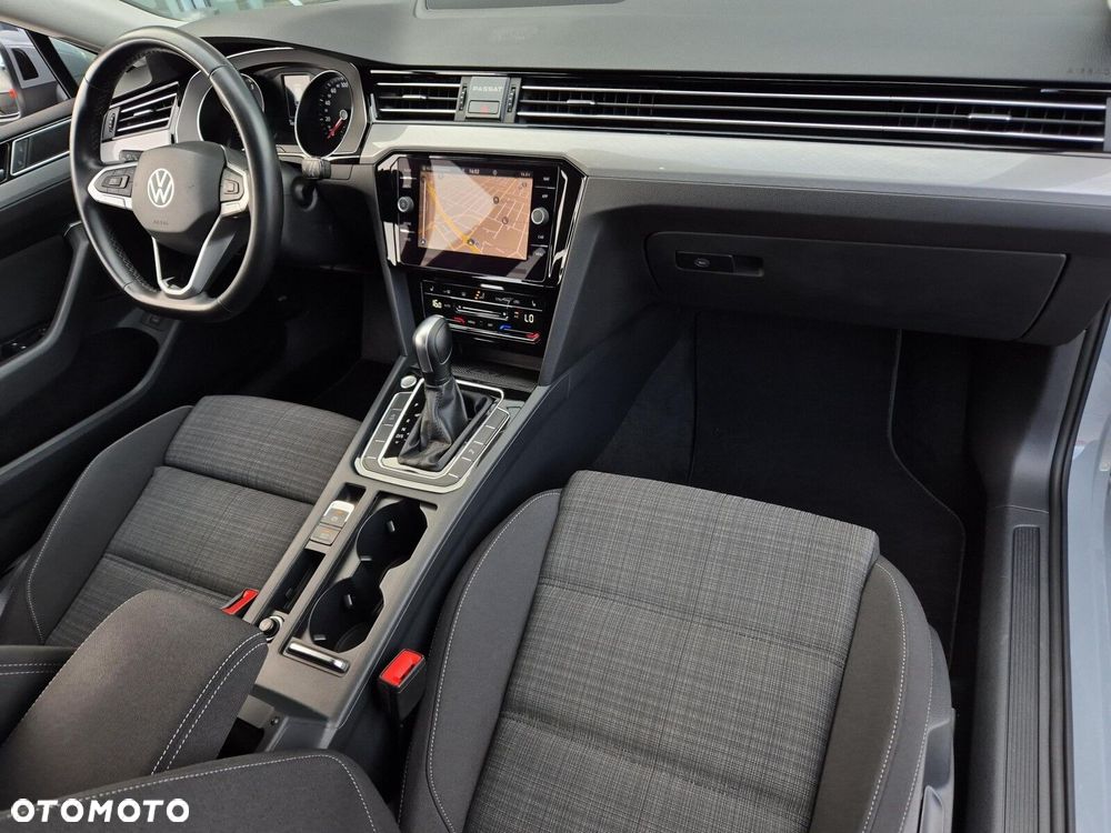 Volkswagen Passat 2.0 TDI EVO Business DSG - 10