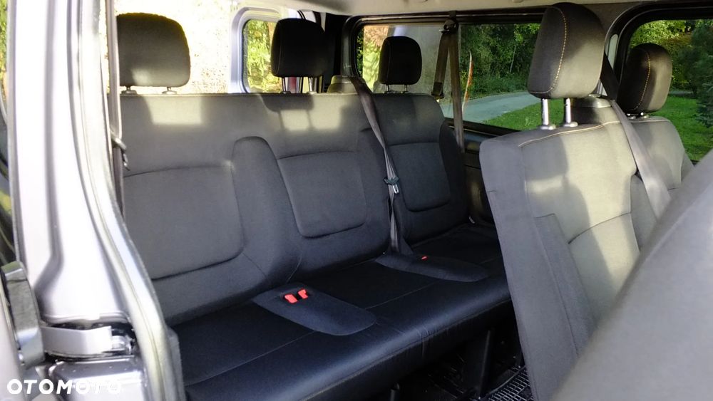 Renault Trafic Grand Passenger 3,0t Pack Clim - 17