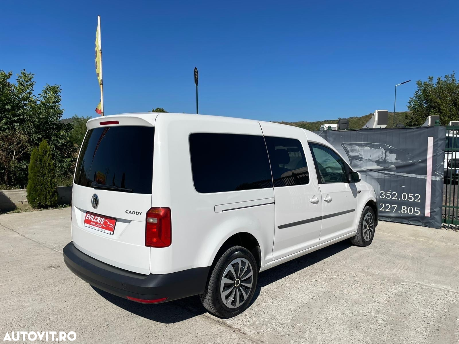 Volkswagen Caddy 2.0 TDI Maxi - 15