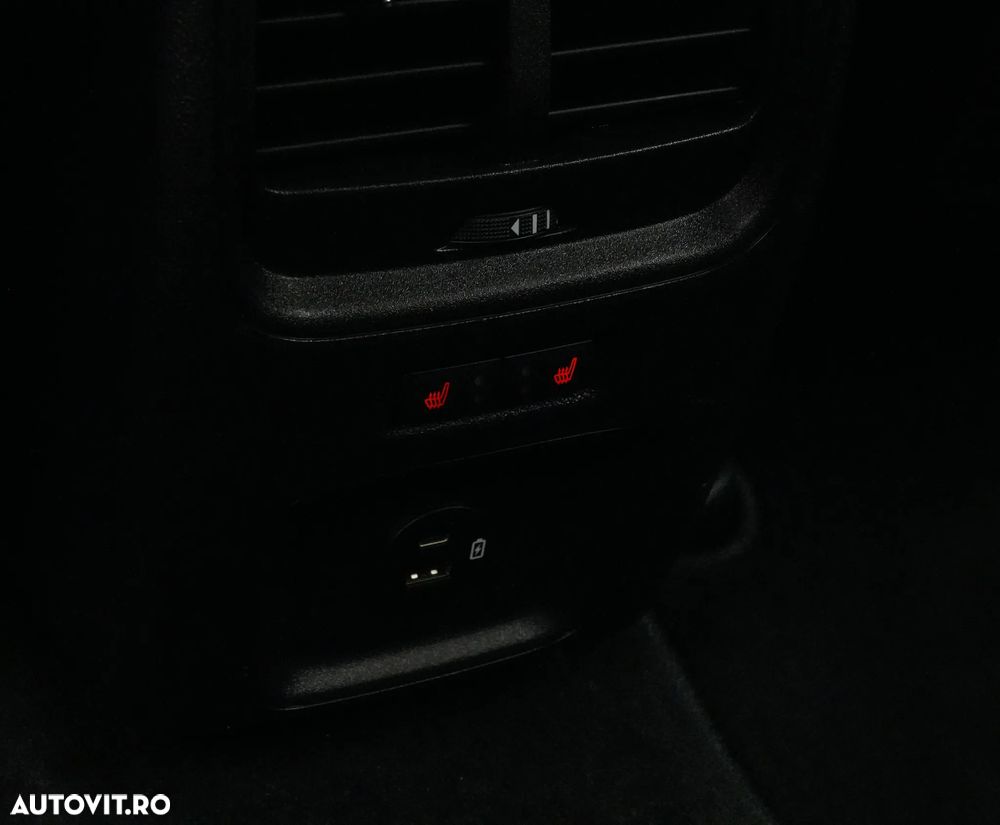 Ford Kuga 2.5 Duratec PHEV TITANIUM - 24