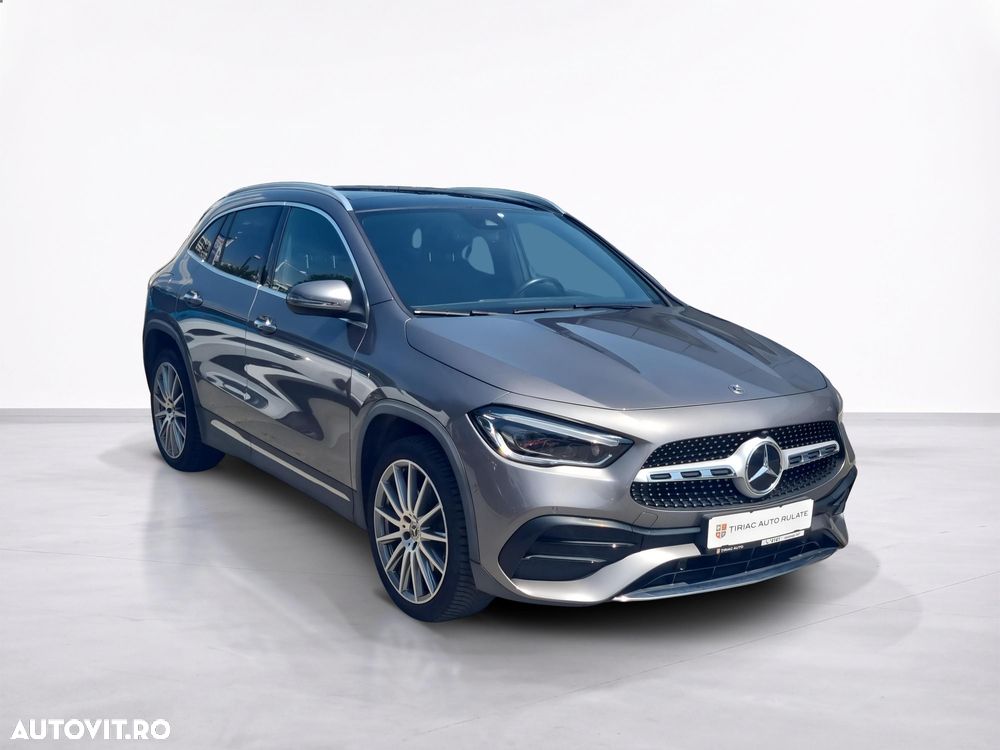 Mercedes-Benz GLA - 8