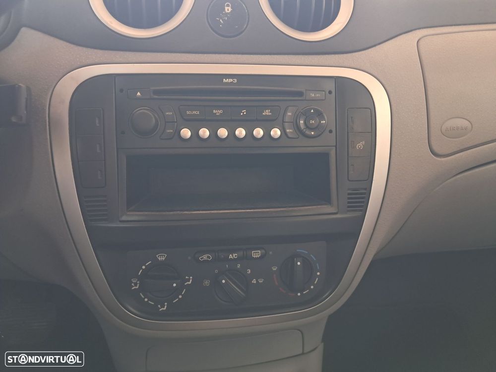 Citroën C3 1.4 HDi Exclusive Airdream CMP - 7