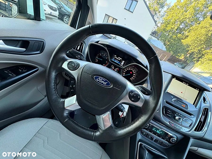 Ford Tourneo Connect 1.5TDCi Titanium - 24
