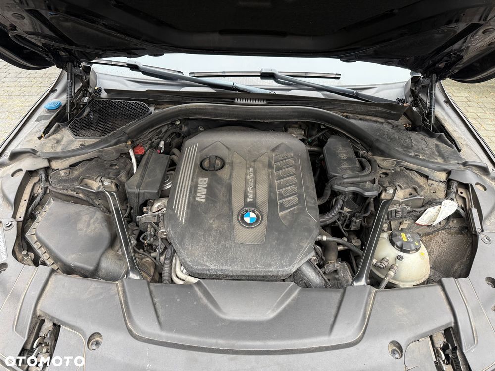 BMW Seria 7 740d xDrive - 16