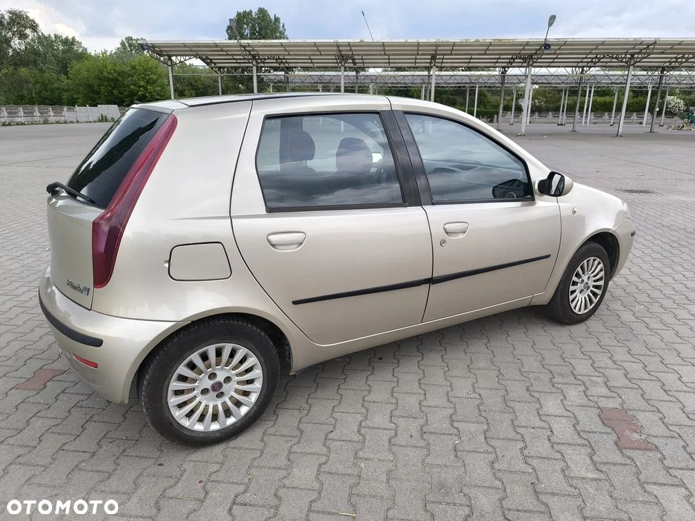 Fiat Punto 1.2 8V - 12