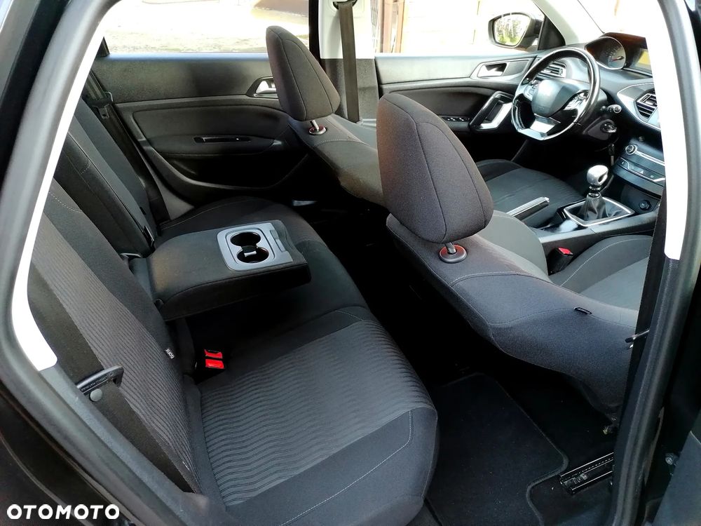 Peugeot 308 - 7
