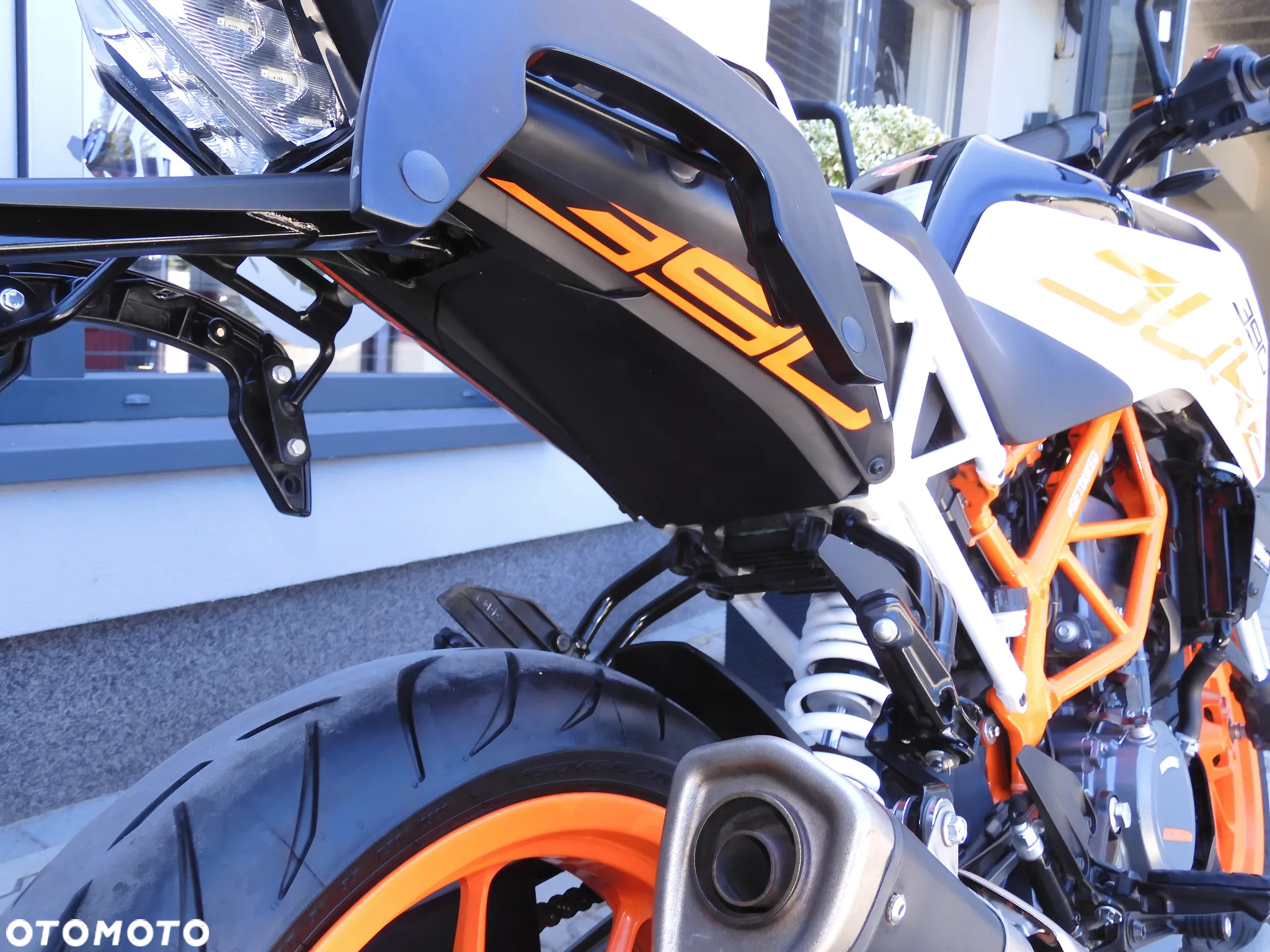 KTM Duke - 17