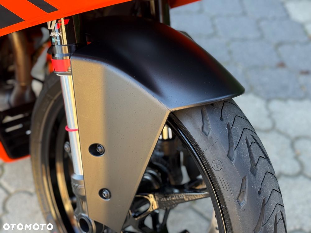 KTM RC 125 - 10