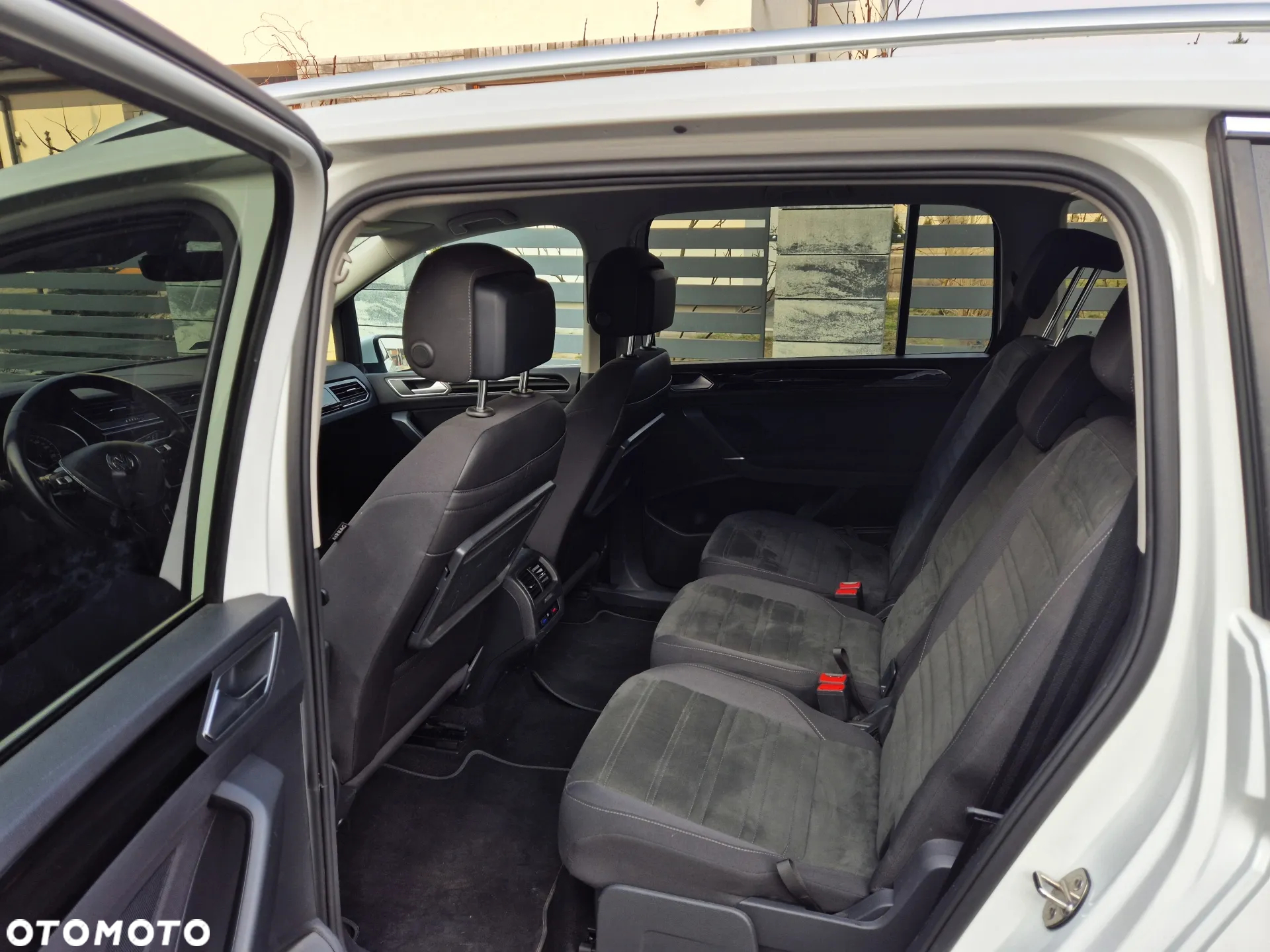 Volkswagen Touran 1.5 TSI EVO Highline DSG - 9