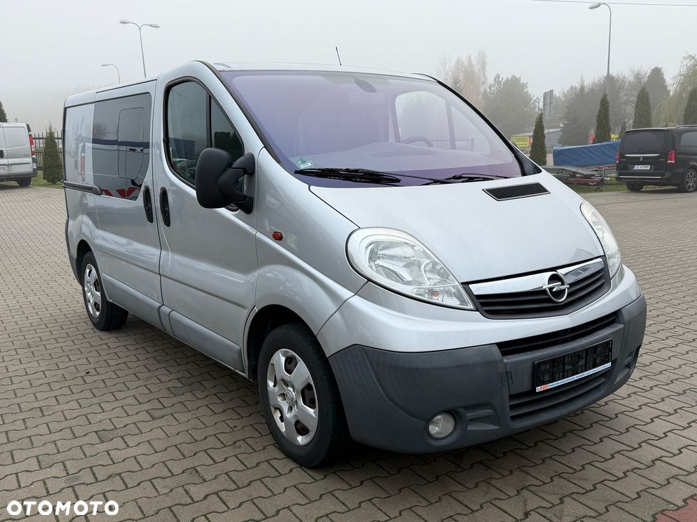 Opel Vivaro 2.0cdti brygadówka 5-cio osobowy klima nawiewy - 2
